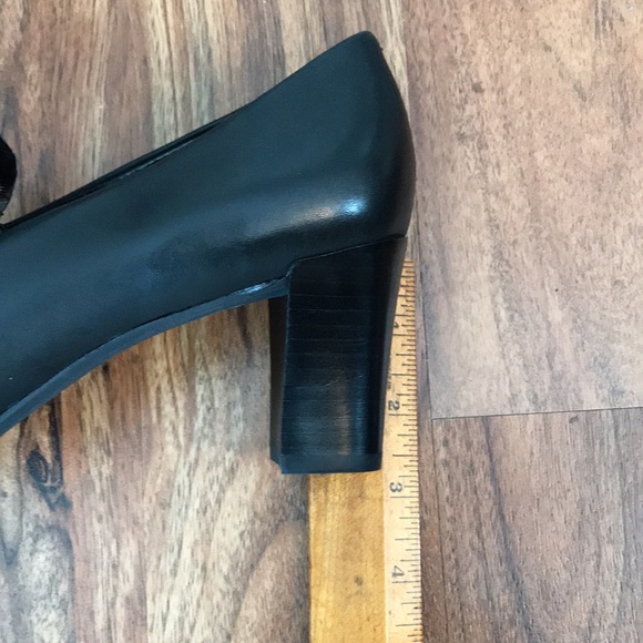 NWOT Franco Sarto 2.75 inch stacked block heel loafer-styled pump - Picture 8 of 8